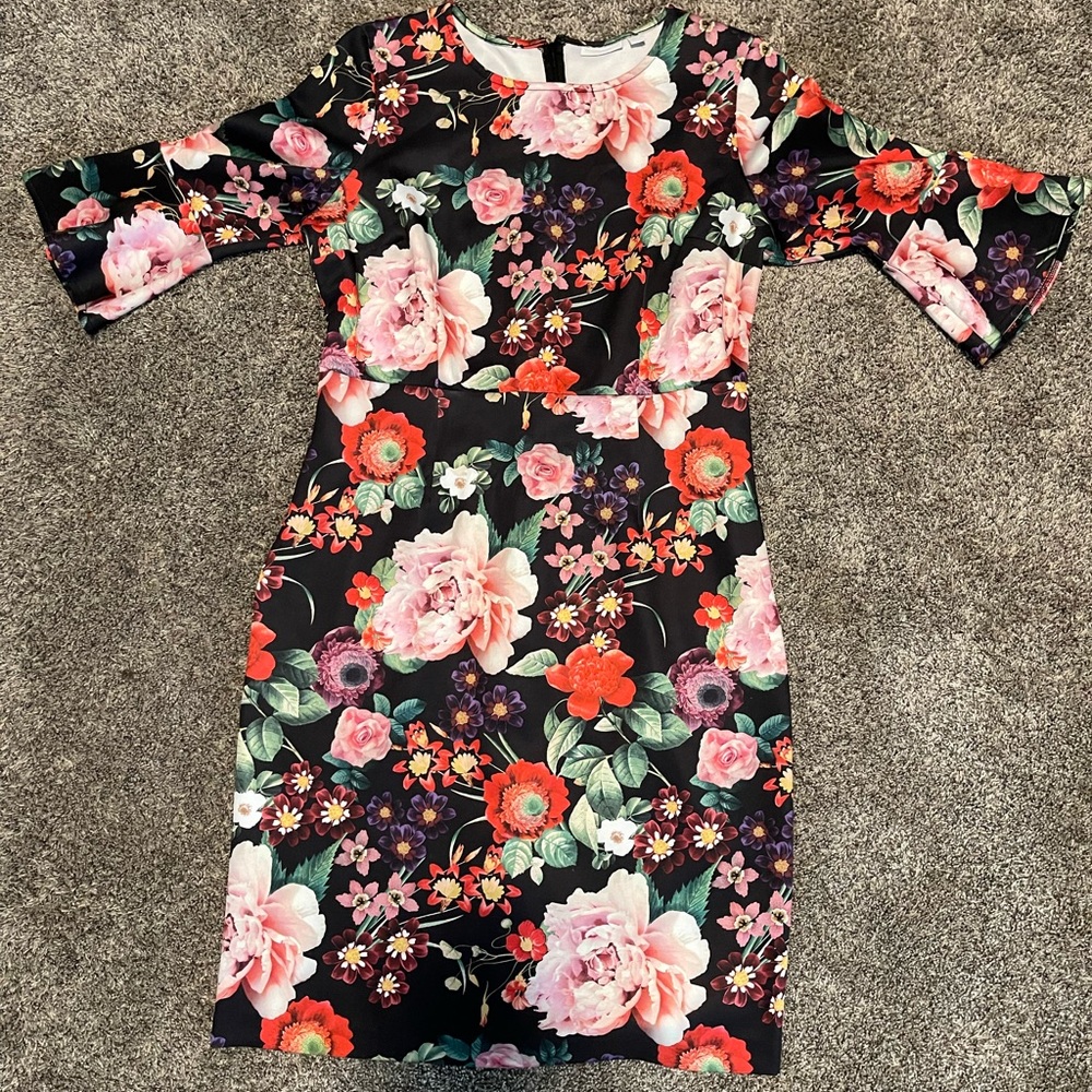 Floral bell sleeve dress.